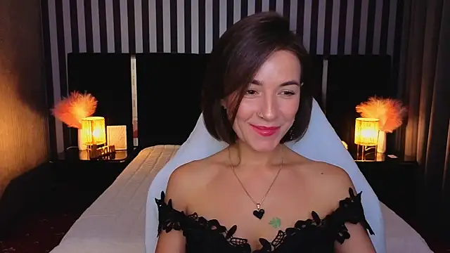 Snapshot of GracefulMichelle chatting on 07/09/26, 07:40 GracefulMichelle online show from 07/09/26, 07:40