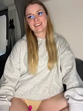 melanieTesss online show from 02/23/26, 02:36