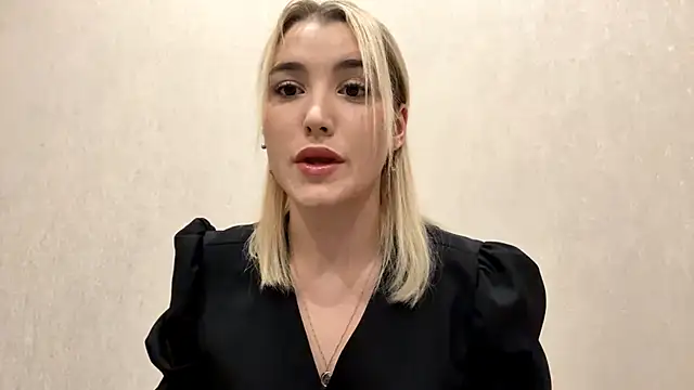 Snapshot of MerryVideo chatting on 02/24/26, 09:02 MerryVideo online show from 02/24/26, 09:02