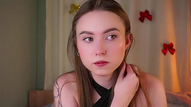 Snapshot of LorileeRuetz chatting on 02/23/26, 12:02 LorileeRuetz online show from 02/23/26, 12:02