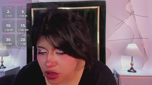 Snapshot of VinkSmokee chatting on 04/18/26, 05:17 VinkSmokee online show from 04/18/26, 05:17