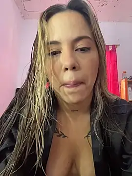 Snapshot of estefasinclair chatting on 02/25/26, 07:34 estefasinclair online show from 02/25/26, 07:34