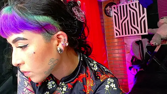 Snapshot of nova_kitttyy chatting on 04/09/26, 10:04 nova kitttyy online show from 04/09/26, 10:04