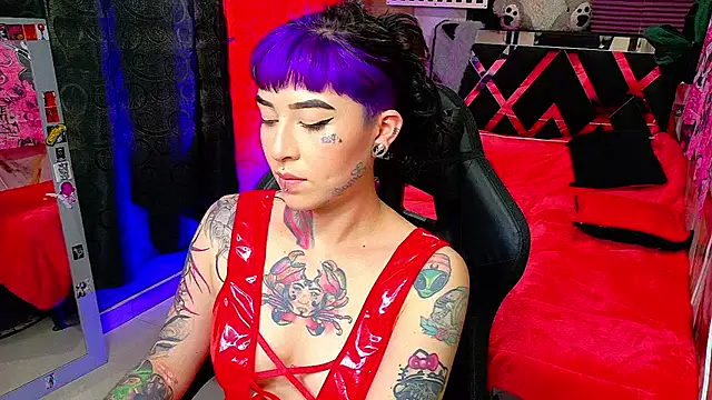 Snapshot of nova_kitttyy chatting on 04/12/26, 10:15 nova kitttyy online show from 04/12/26, 10:15