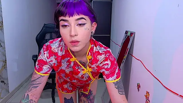 Snapshot of nova_kitttyy chatting on 04/17/26, 05:10 nova kitttyy online show from 04/17/26, 05:10