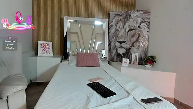 SiaFoxx  online show from 02/25/26, 06:01