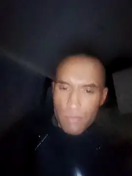 OiledAirplane74 online show from 03/30/26, 04:13