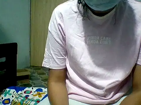 Snapshot of Mahak888 chatting on 02/18/26, 07:21 Mahak888 online show from 02/18/26, 07:21