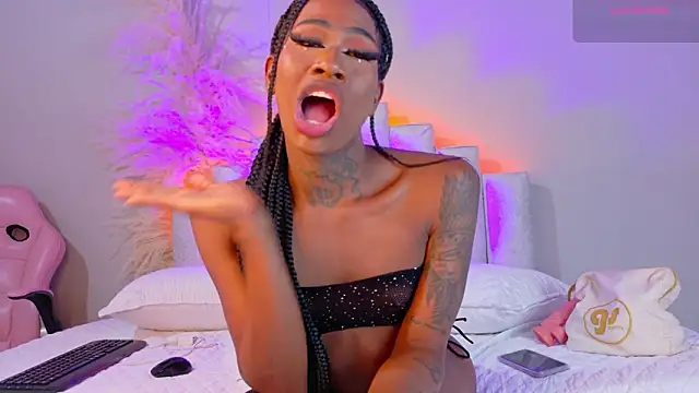 Snapshot of Sheinny_brown1 chatting on 03/11/26, 08:26 Sheinny brown1 online show from 03/11/26, 08:26