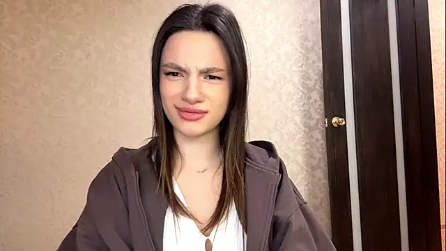 Snapshot of Kosandra_k chatting on 02/20/26, 04:07 Kosandra k online show from 02/20/26, 04:07