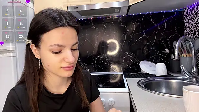 Snapshot of Kosandra_k chatting on 04/06/26, 08:15 Kosandra k online show from 04/06/26, 08:15