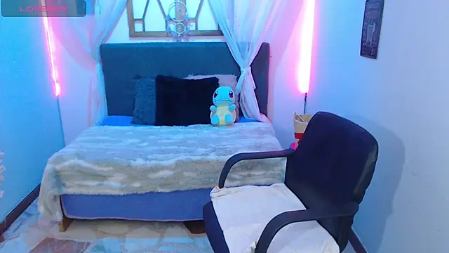 AvaHarper  online show from 04/13/26, 12:43