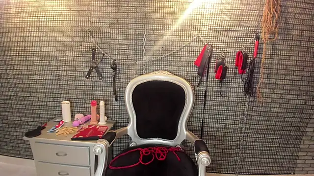 hillary bigbutt online show from 04/06/26, 03:57