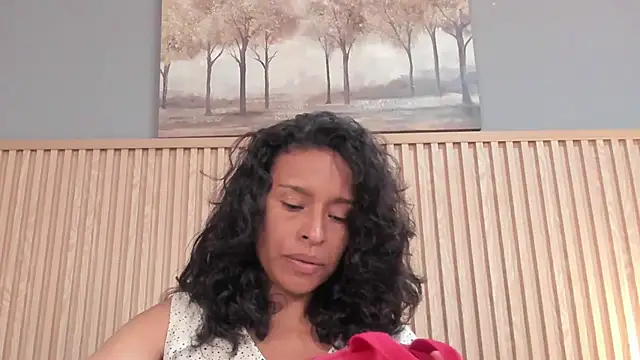 Snapshot of samantha_duart3 chatting on 05/16/26, 12:37 samantha duart3 online show from 05/16/26, 12:37