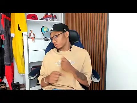 yandi hot online show from 02/26/26, 02:27