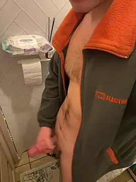 Snapshot of Kiruha88 chatting on 02/23/26, 11:35 Kiruha88 online show from 02/23/26, 11:35