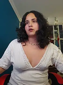 Snapshot of IncognitoLive1 chatting on 06/27/26, 11:32 IncognitoLive1 online show from 06/27/26, 11:32