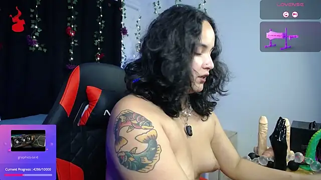 Snapshot of IncognitoLive1 chatting on 07/18/26, 03:44 IncognitoLive1 online show from 07/18/26, 03:44