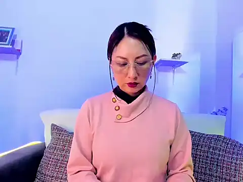 evelyn miller    online show from 02/23/26, 07:11