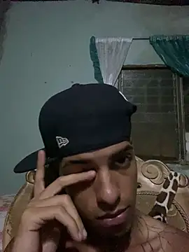 Alee 2005 online show from 04/18/26, 07:12