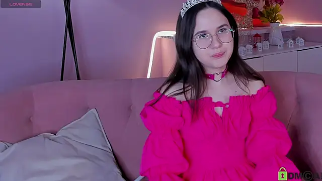 leylamirage online show from 03/10/26, 12:32