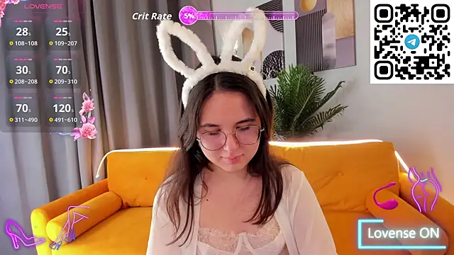 Snapshot of leylamirage chatting on 05/12/26, 12:24 leylamirage online show from 05/12/26, 12:24