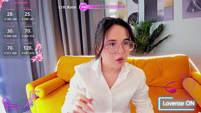 Snapshot of leylamirage chatting on 05/15/26, 12:23 leylamirage online show from 05/15/26, 12:23