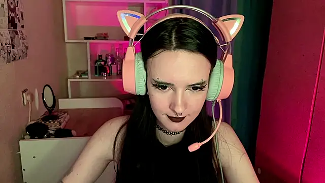 MabelDefina online show from 05/20/26, 05:02