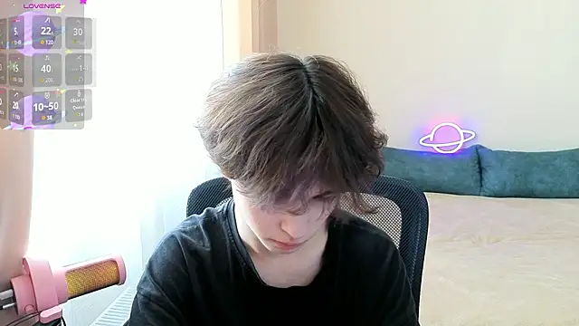 Snapshot of _LukaHayes_ chatting on 03/28/26, 12:05 LukaHayes online show from 03/28/26, 12:05