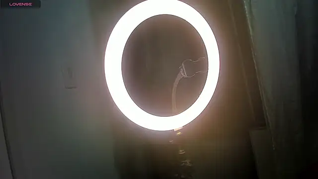 Snapshot of isabella_barbie chatting on 02/24/26, 02:20 isabella barbie online show from 02/24/26, 02:20