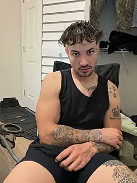 Snapshot of Alejandrosolerxxx chatting on 02/21/26, 10:33 Alejandrosolerxxx online show from 02/21/26, 10:33