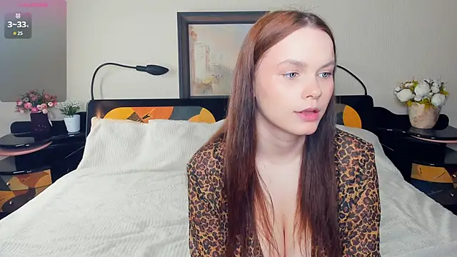 Snapshot of LeilaErcolani chatting on 06/16/26, 10:01 LeilaErcolani online show from 06/16/26, 10:01