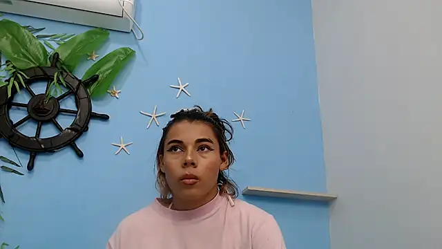 skinnysexy18 online show from 07/10/26, 08:22