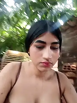 Julianiss online show from 03/22/26, 03:37