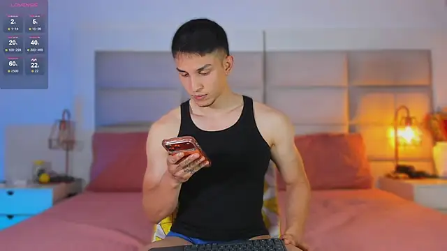 Snapshot of jhosuahunt chatting on 03/26/26, 05:13 jhosuahunt online show from 03/26/26, 05:13