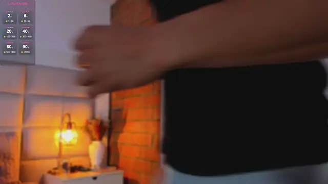 Snapshot of jhosuahunt chatting on 04/11/26, 05:23 jhosuahunt online show from 04/11/26, 05:23