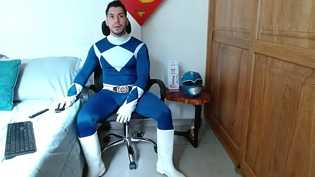 Snapshot of axellblue chatting on 02/20/26, 01:22 axellblue online show from 02/20/26, 01:22