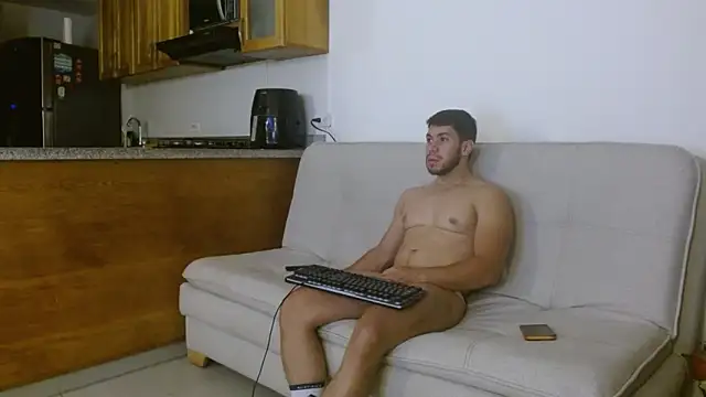 Snapshot of axellblue chatting on 03/03/26, 12:17 axellblue online show from 03/03/26, 12:17