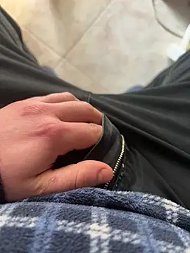 D4n13l47 online show from 03/19/26, 07:56