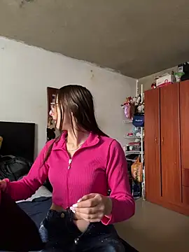 Snapshot of Aria__Rousse03 chatting on 03/06/26, 02:13 Aria Rousse03 online show from 03/06/26, 02:13