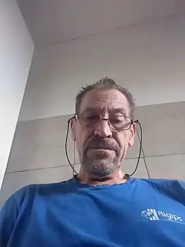 Snapshot of Costy601 chatting on 04/08/26, 12:49 Costy601 online show from 04/08/26, 12:49