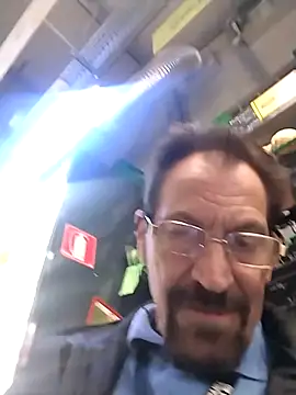 Snapshot of Costy601 chatting on 04/21/26, 09:06 Costy601 online show from 04/21/26, 09:06