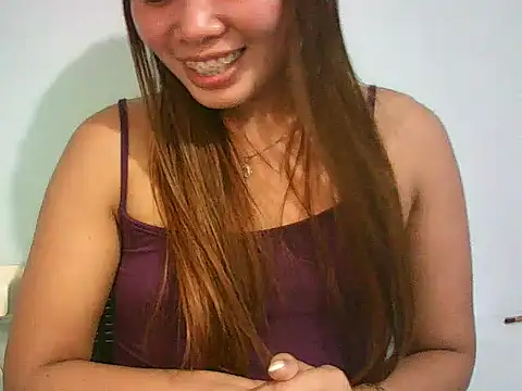 Snapshot of Creamy_Pussy21xx chatting on 03/13/26, 09:27 Creamy Pussy21xx online show from 03/13/26, 09:27