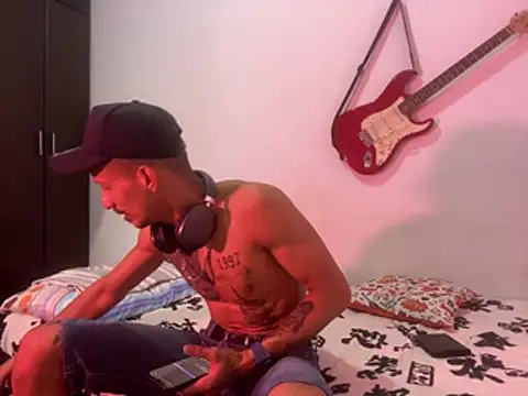 Andreyssantos online show from 02/17/26, 04:09