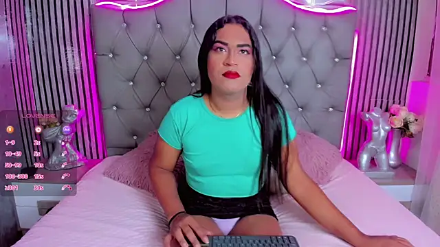 Snapshot of Valentina-Nova- chatting on 05/11/26, 10:18 Valentina-Nova- online show from 05/11/26, 10:18