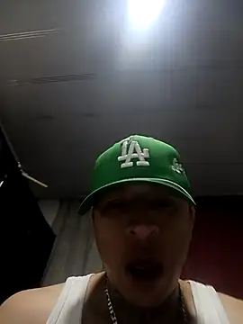 Snapshot of Valentino_dominusSex chatting on 03/13/26, 08:32 Valentino dominusSex online show from 03/13/26, 08:32