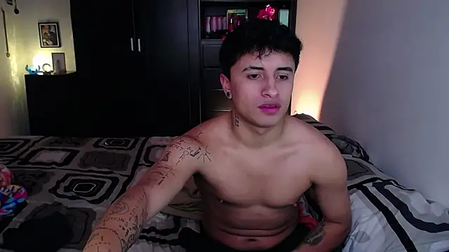 Snapshot of Jhon_Sara chatting on 02/19/26, 02:24 Jhon Sara online show from 02/19/26, 02:24