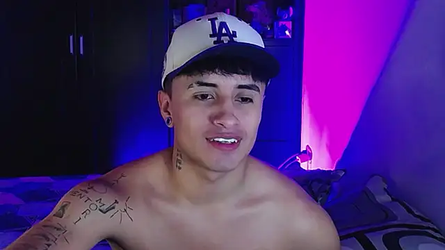 Snapshot of Jhon_Sara chatting on 03/02/26, 03:41 Jhon Sara online show from 03/02/26, 03:41