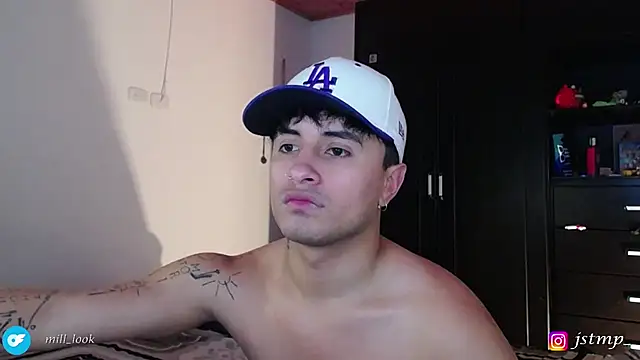 Snapshot of Jhon_Sara chatting on 03/14/26, 11:43 Jhon Sara online show from 03/14/26, 11:43