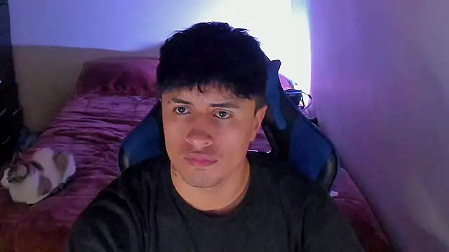 Snapshot of Jhon_Sara chatting on 04/30/26, 11:20 Jhon Sara online show from 04/30/26, 11:20